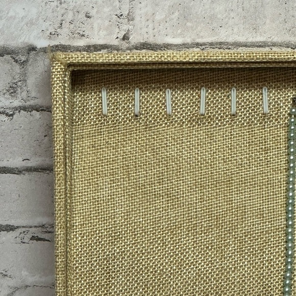 Jewelry Display Tray Organizer 20 Hooks for Necklaces Earrings Tan - Picture 3 of 15